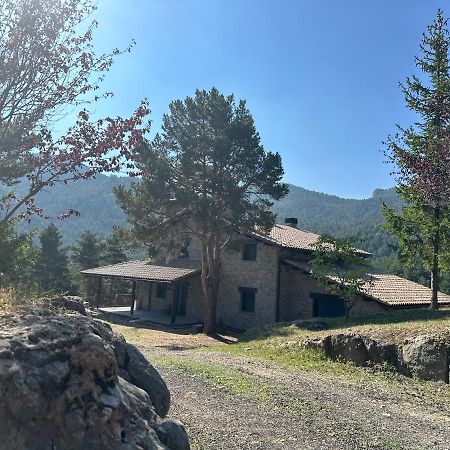Вілла Cal Manubens Castellar del Riu Екстер'єр фото