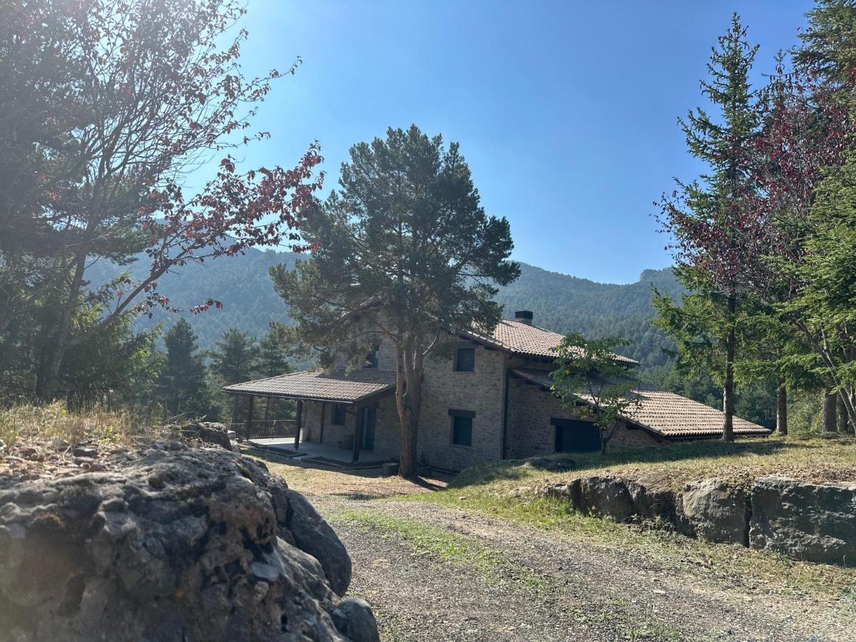 Вілла Cal Manubens Castellar del Riu Екстер'єр фото