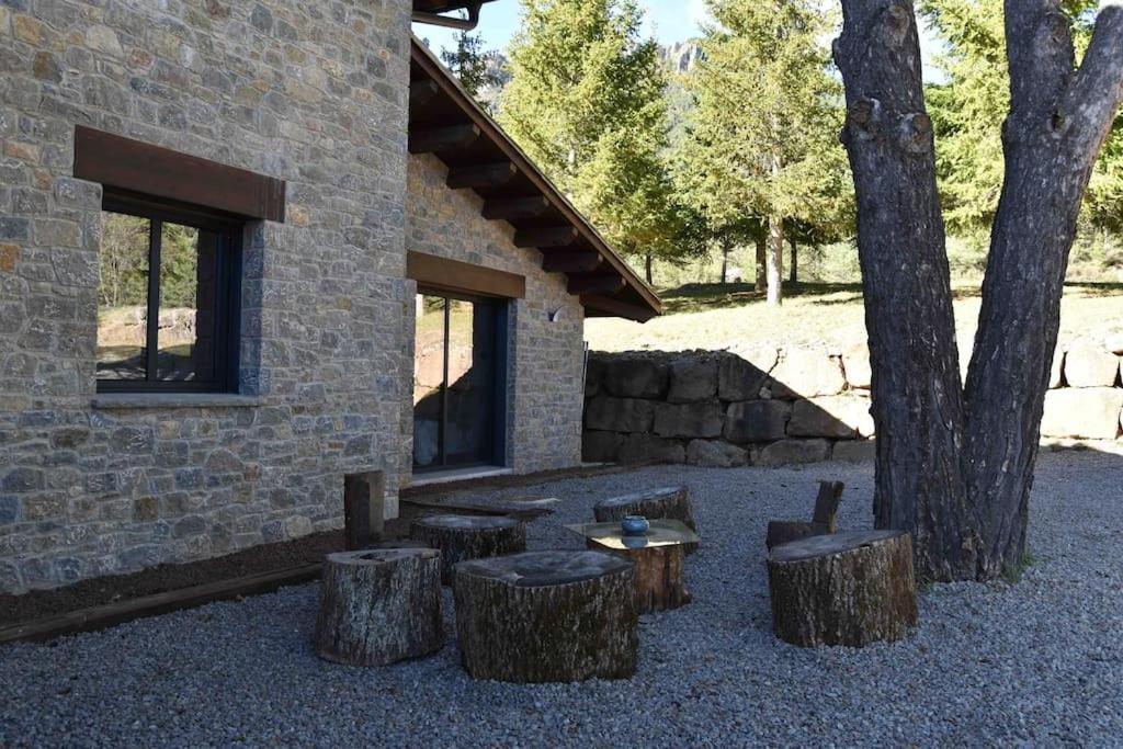 Вілла Cal Manubens Castellar del Riu Екстер'єр фото