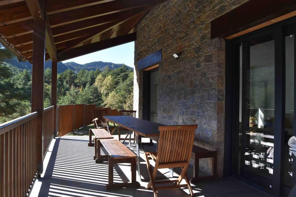 Вілла Cal Manubens Castellar del Riu Екстер'єр фото